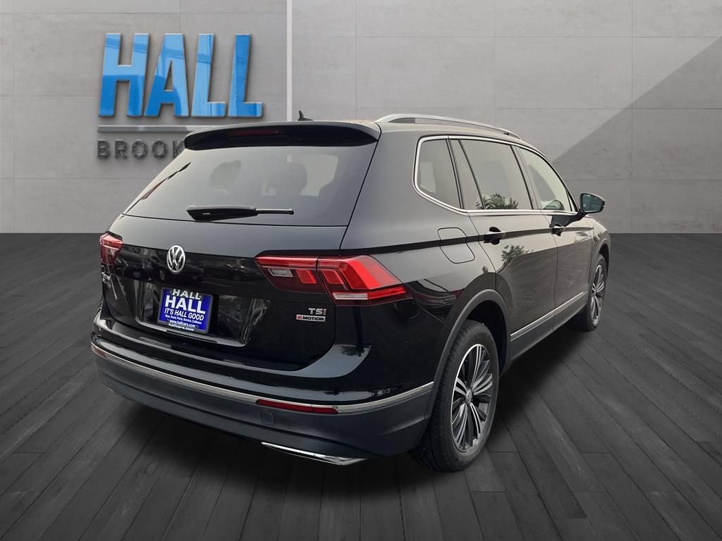 Used 2018 Volkswagen Tiguan SEL AWD/4WD image 5