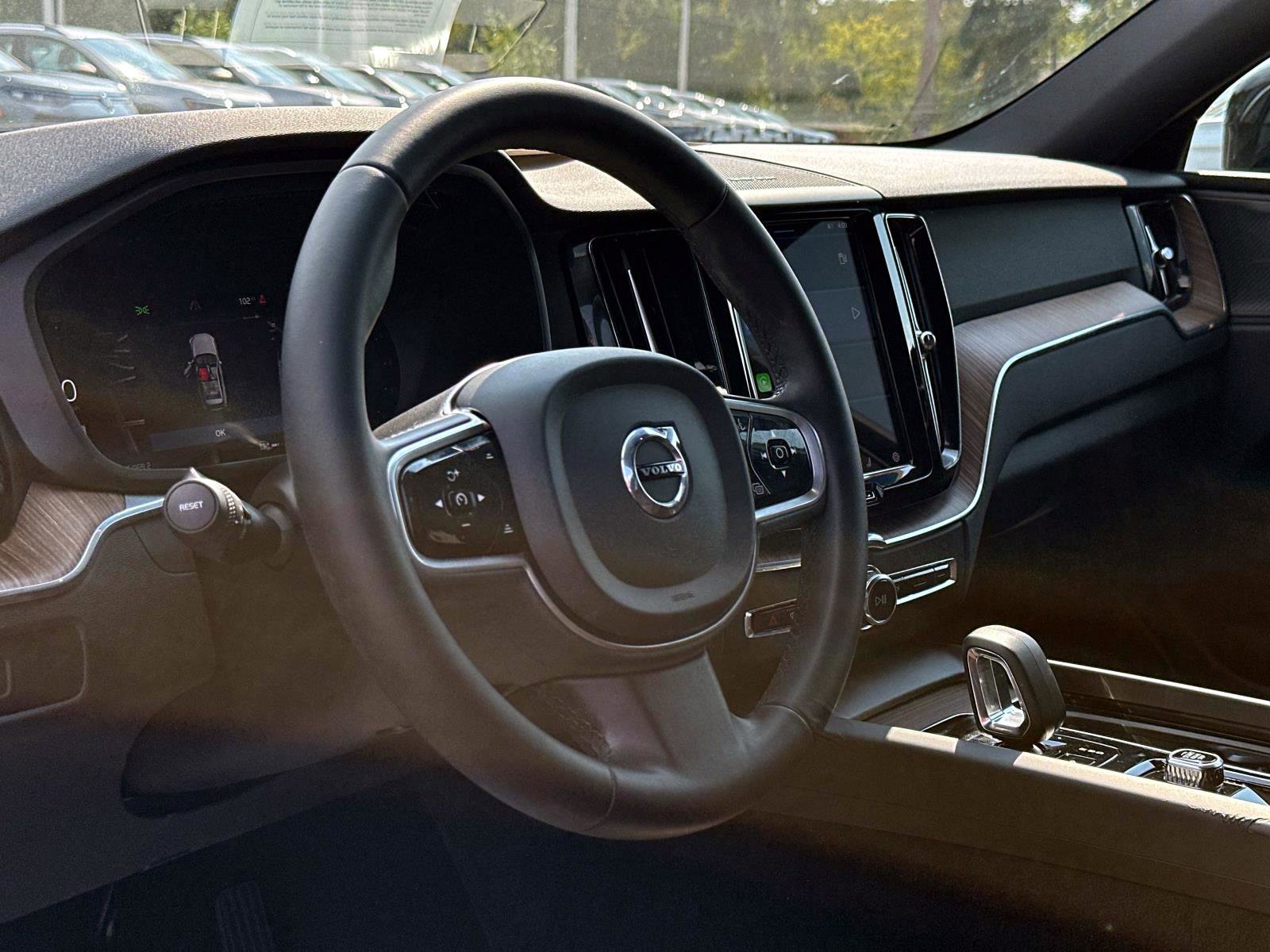 Certified 2023 Volvo XC60 B5 Plus w/ Protection Package Premier image 29