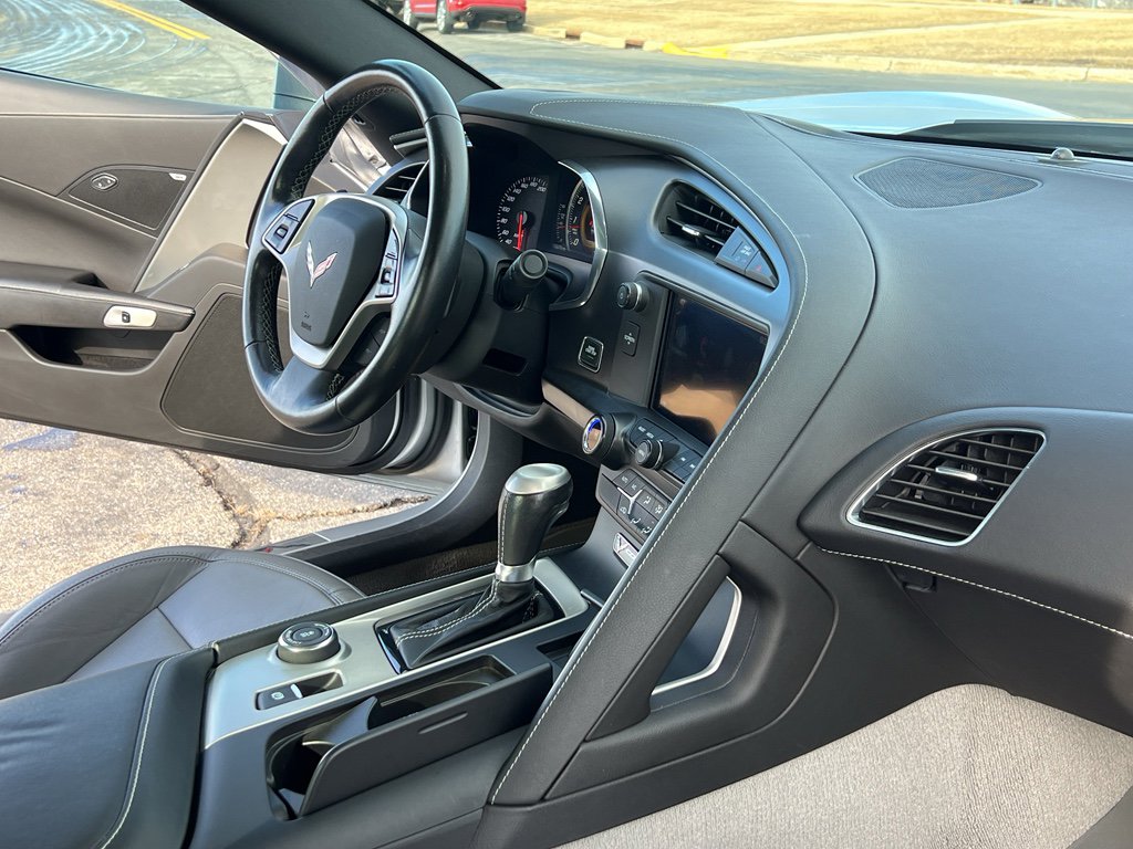 Used 2014 Chevrolet Corvette Stingray Coupe w/ Battery Protection Package image 26