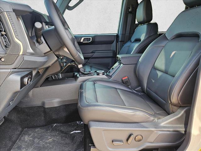 New 2026 Ford Bronco Badlands AWD/4WD image 4