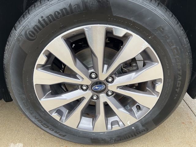 Used 2017 Subaru Outback 2.5i Touring w/ Popular Package #5A AWD/4WD image 10