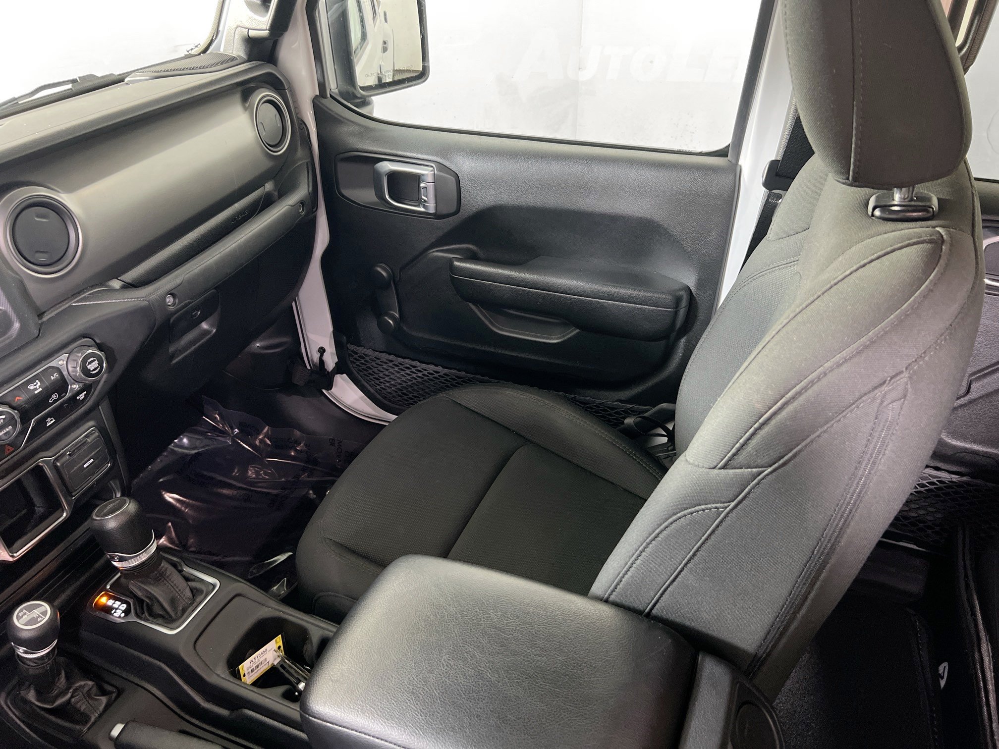 Used 2023 Jeep Gladiator Sport AWD/4WD image 20
