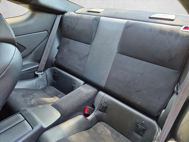 Used 2024 Toyota GR86 Premium RWD image 18