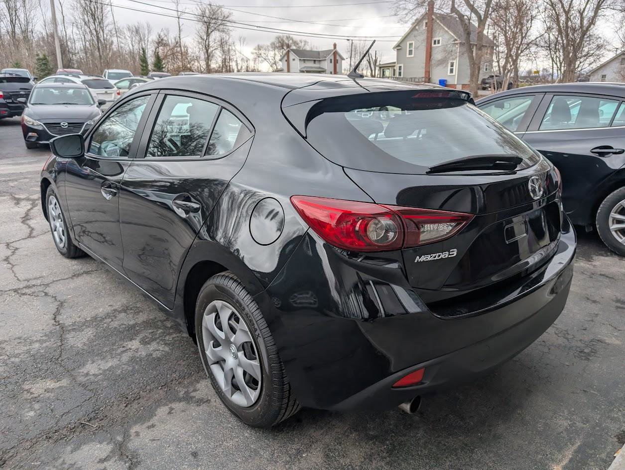 Used 2015 MAZDA MAZDA3 i Sport image 8