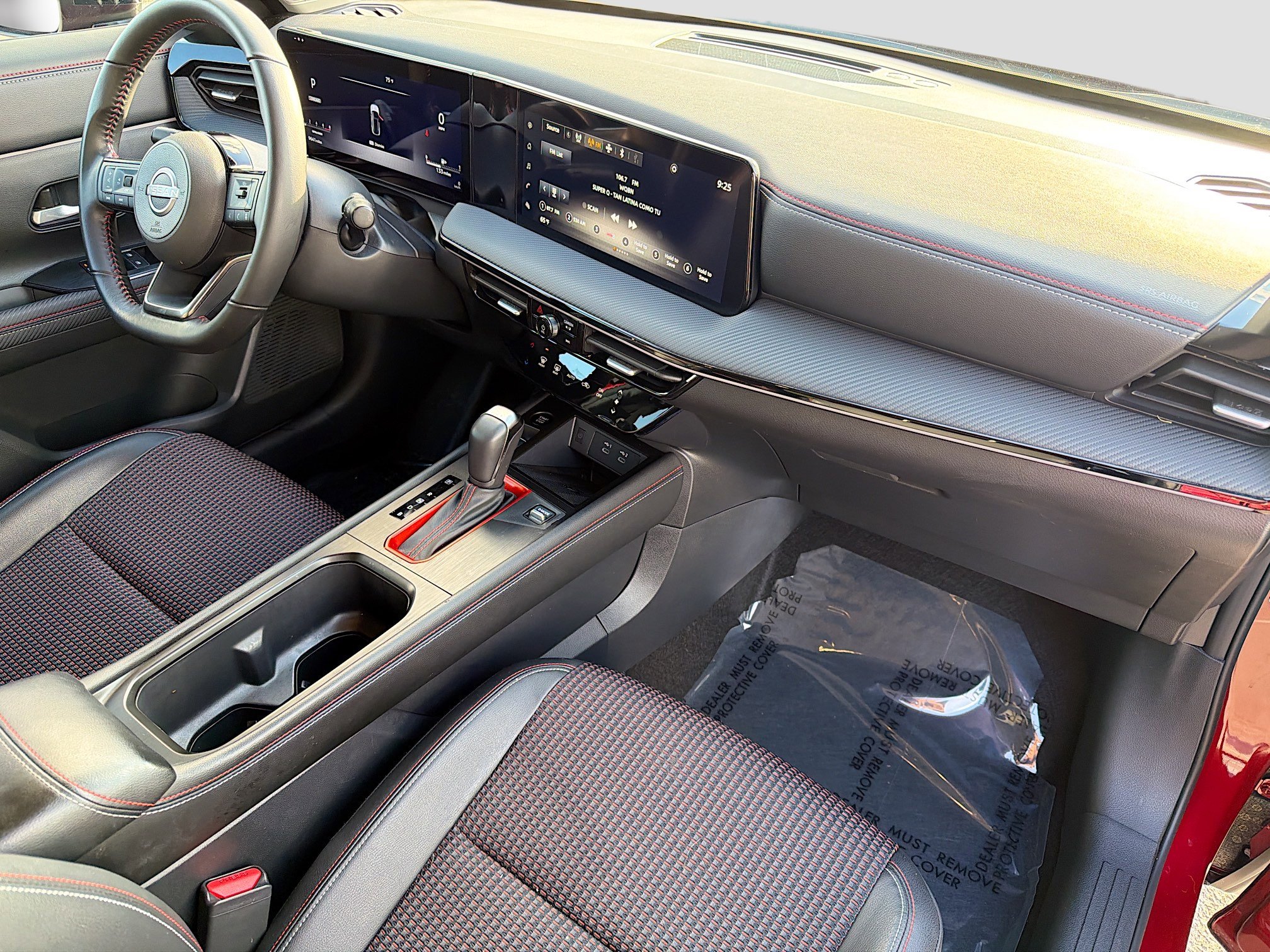 Used 2025 Nissan Kicks SR image 13