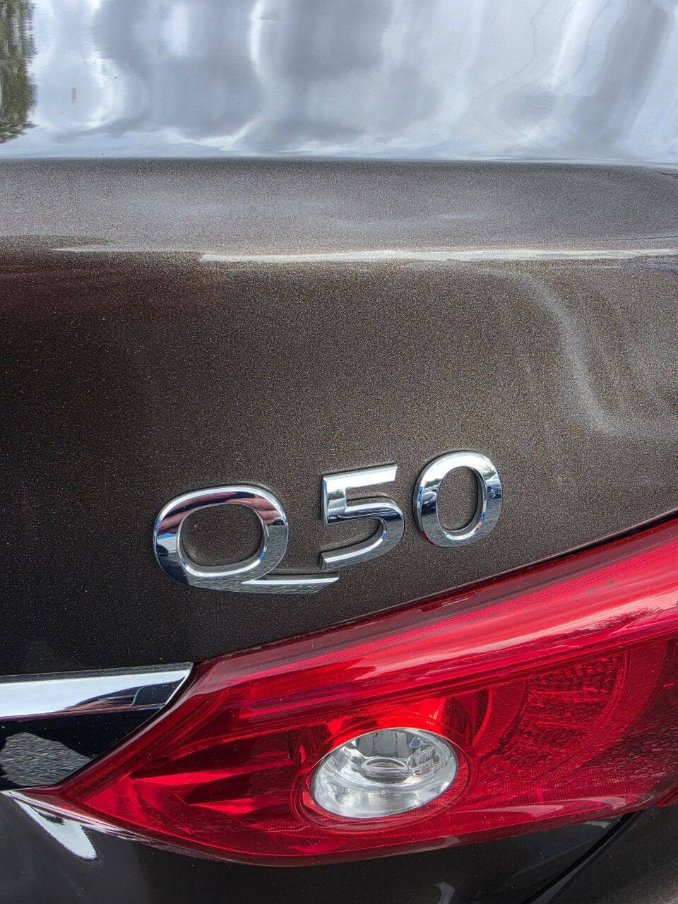 Used 2014 INFINITI Q50 Premium w/ Deluxe Touring Package AWD/4WD image 10