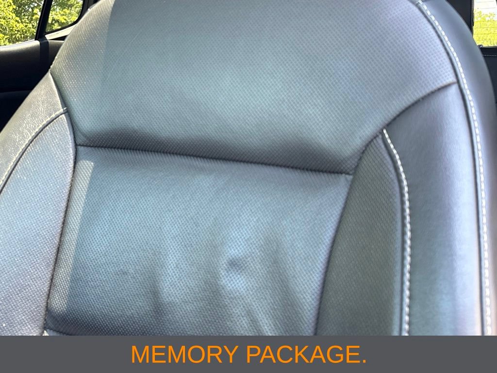 Used 2018 GMC Acadia SLT AWD/4WD image 13