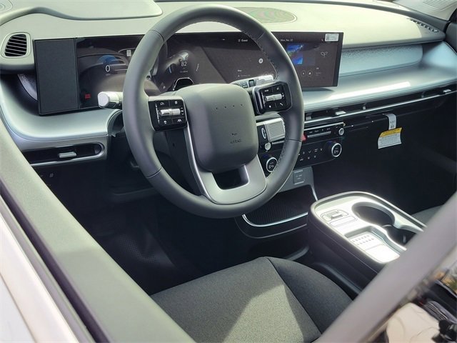 New 2026 Hyundai Ioniq 9 SE image 3