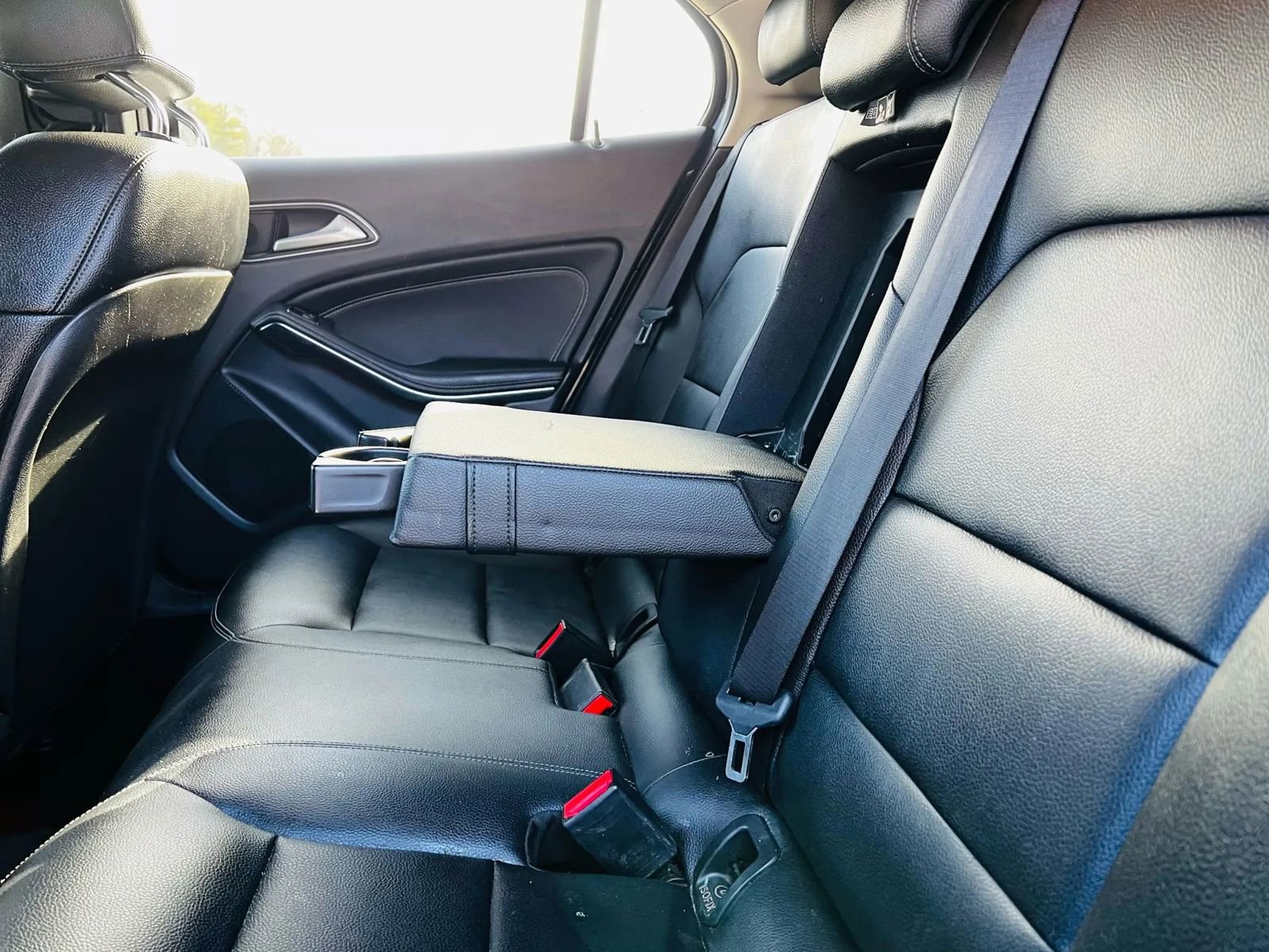 Used 2015 Mercedes-Benz GLA 250 GLA 250 Sport Utility 4D w/ Premium Package image 19