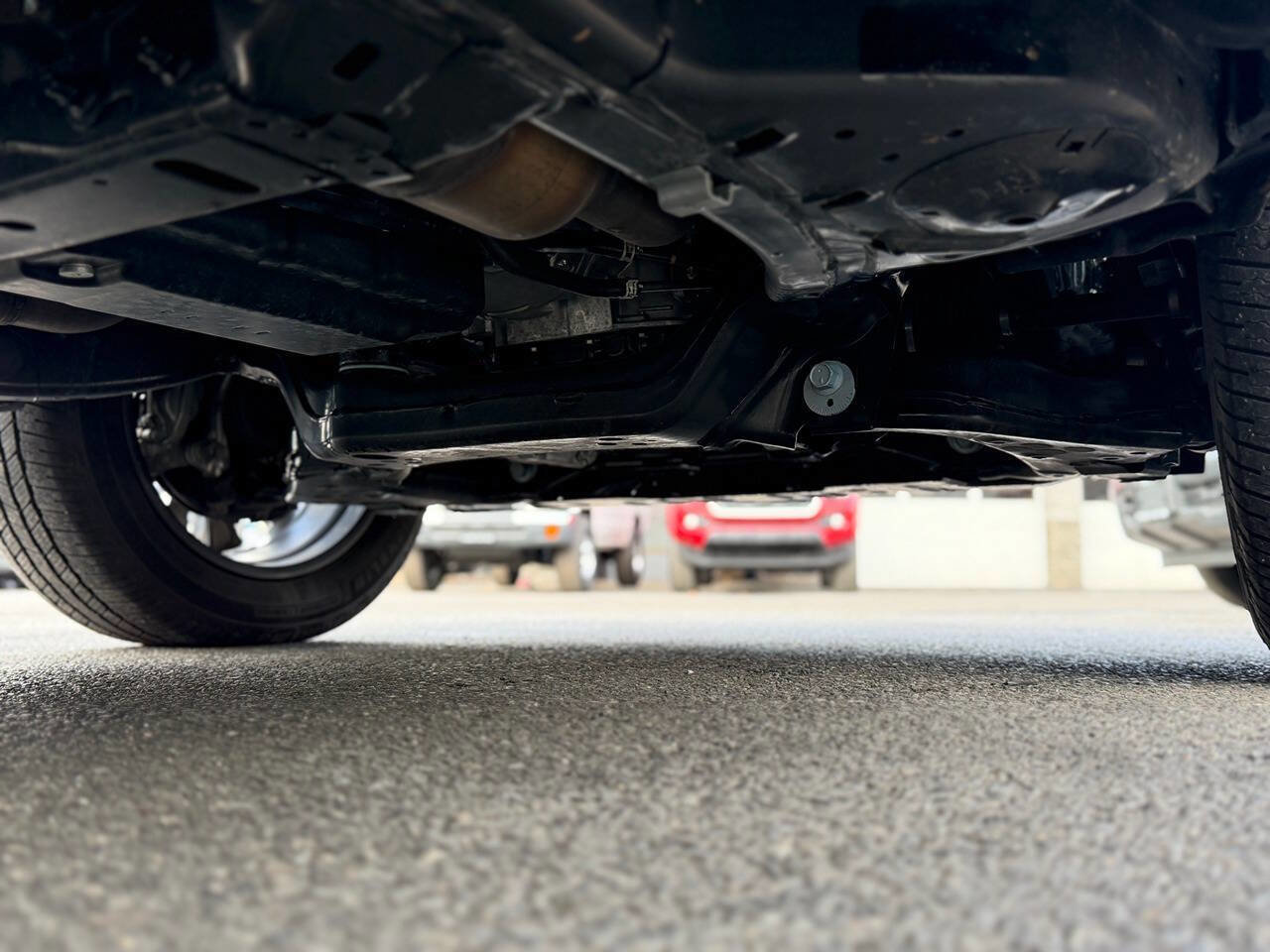 Used 2025 Lexus GX 550 w/ Accessory Package (31) image 82