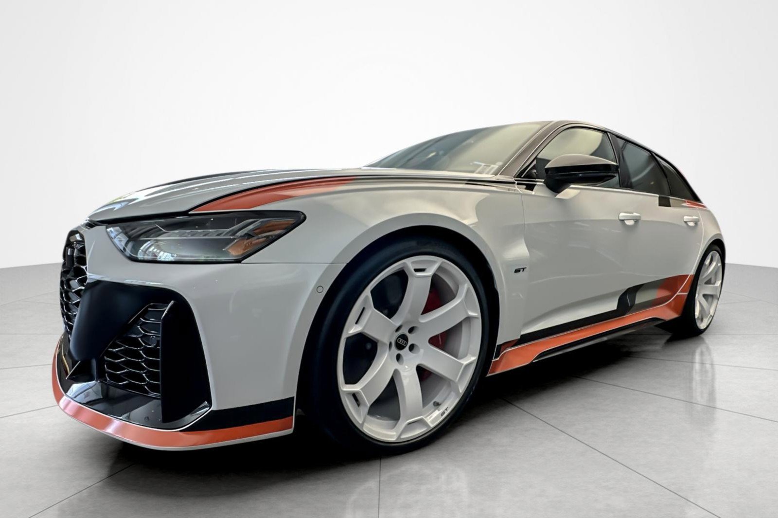 New 2025 Audi RS 6 performance image 3