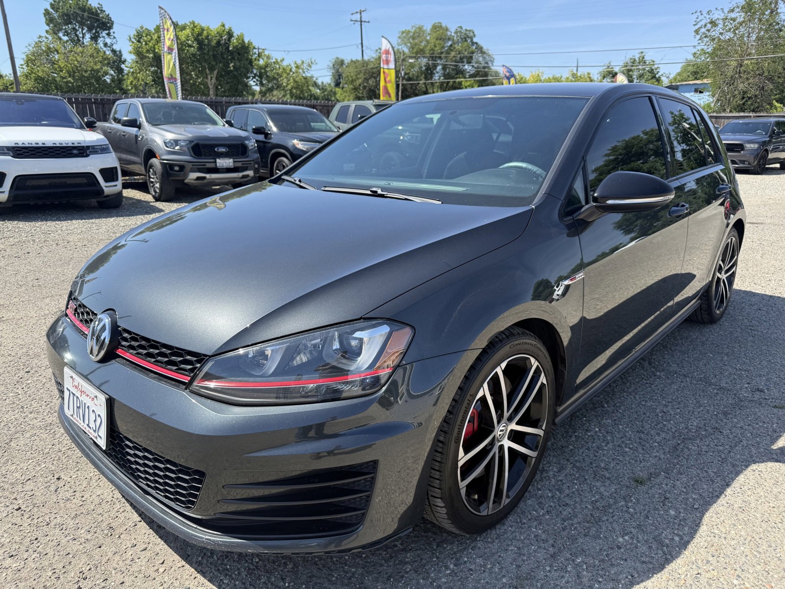 Used 2017 Volkswagen GTI Autobahn FWD image 1