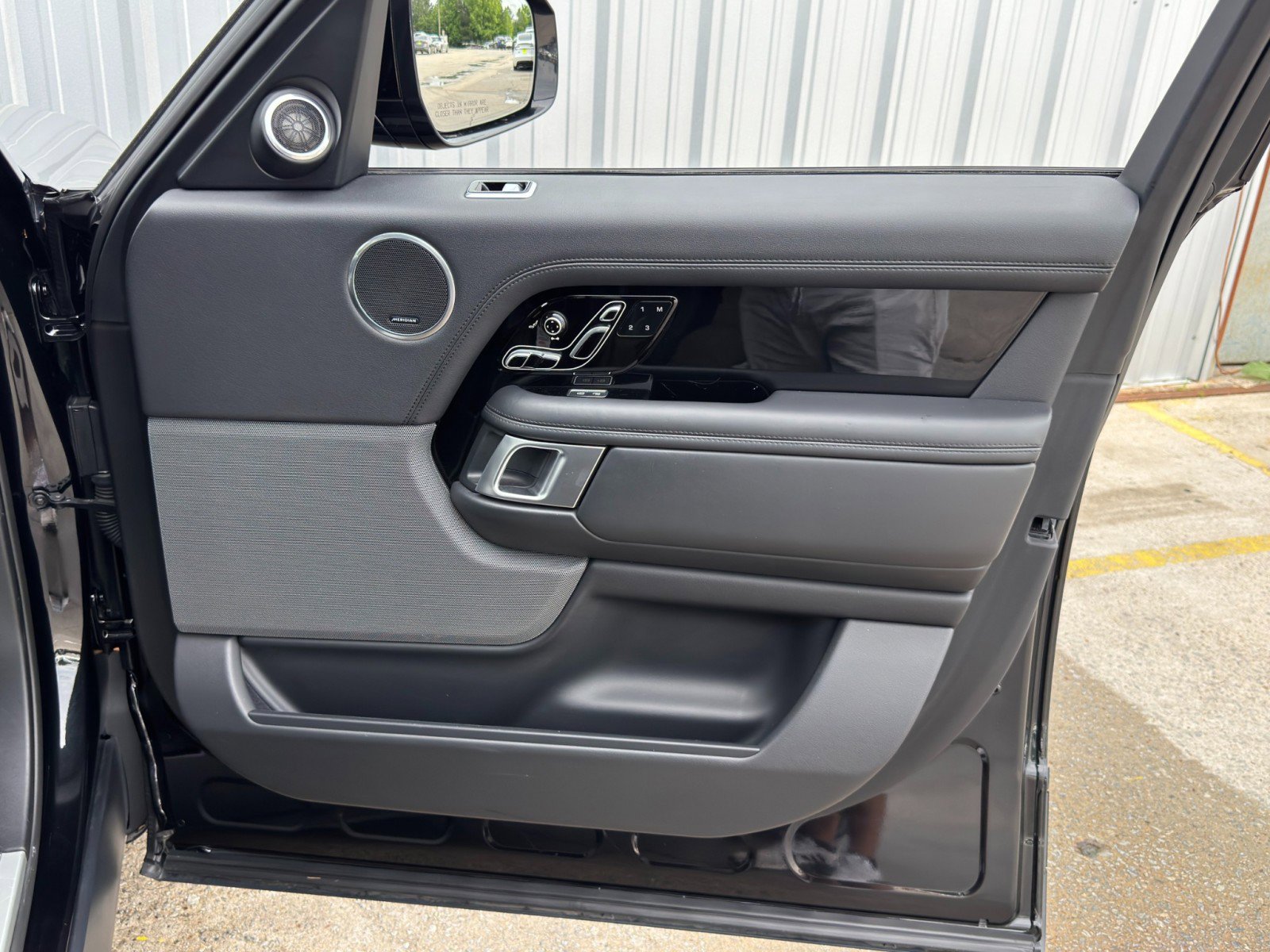 Used 2021 Land Rover Range Rover P525 Westminster Edition image 53