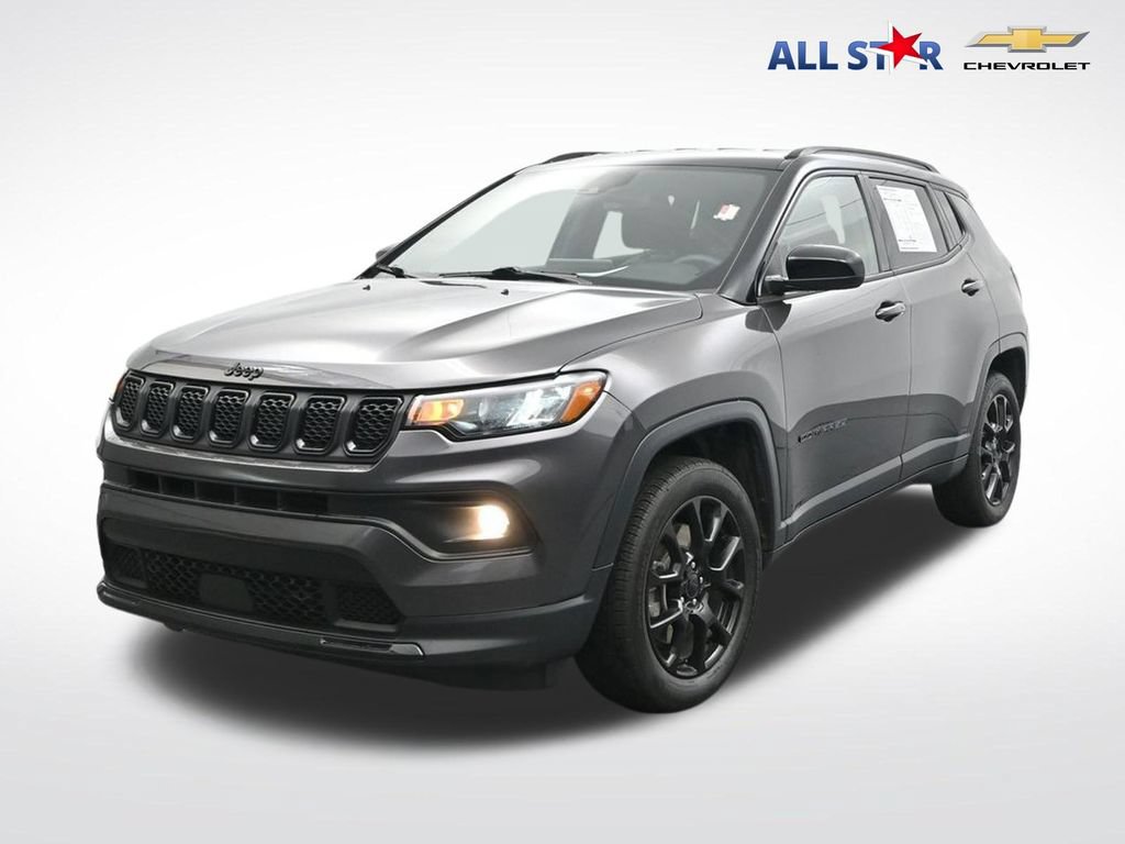 Used 2024 Jeep Compass Latitude