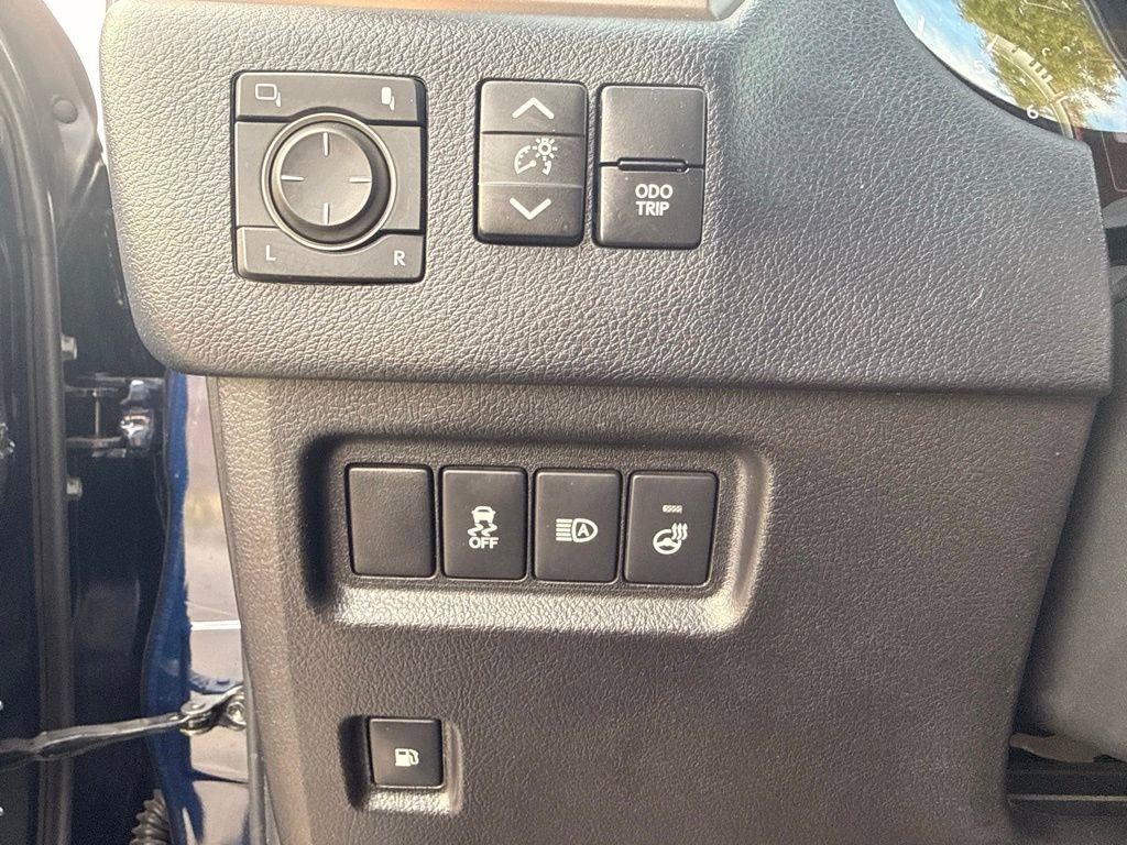 Used 2023 Lexus GX 460 Premium w/ Premium Package AWD/4WD image 22