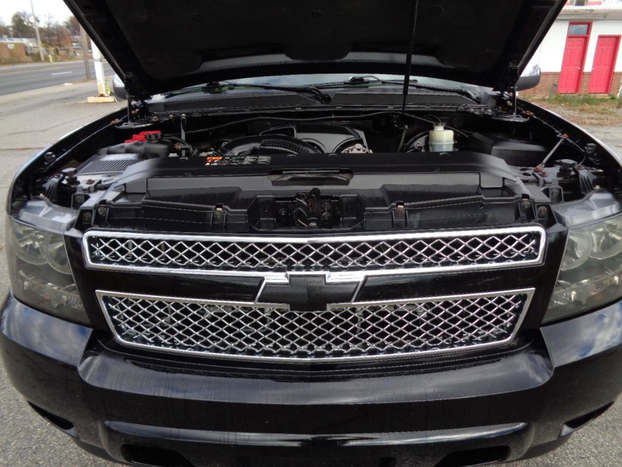 Used 2012 Chevrolet Tahoe LTZ AWD/4WD image 25