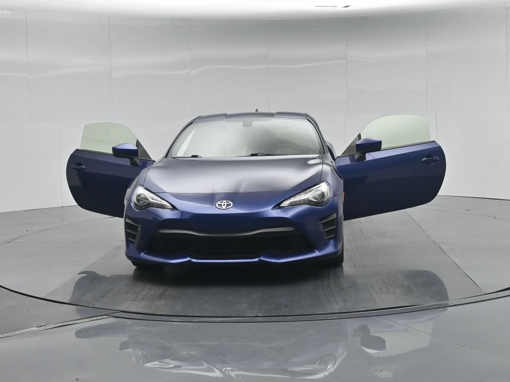 Used 2020 Toyota 86 RWD image 28