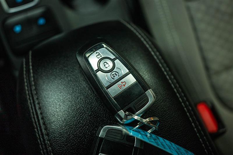 Used 2022 Ford Escape SE w/ Cold Weather Package image 20