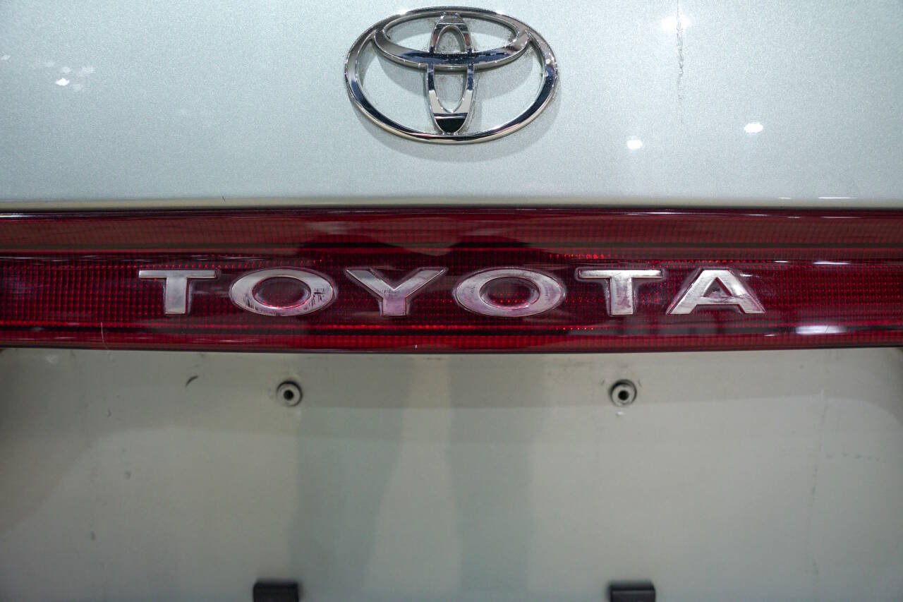 Used 1992 Toyota Previa LE RWD image 23