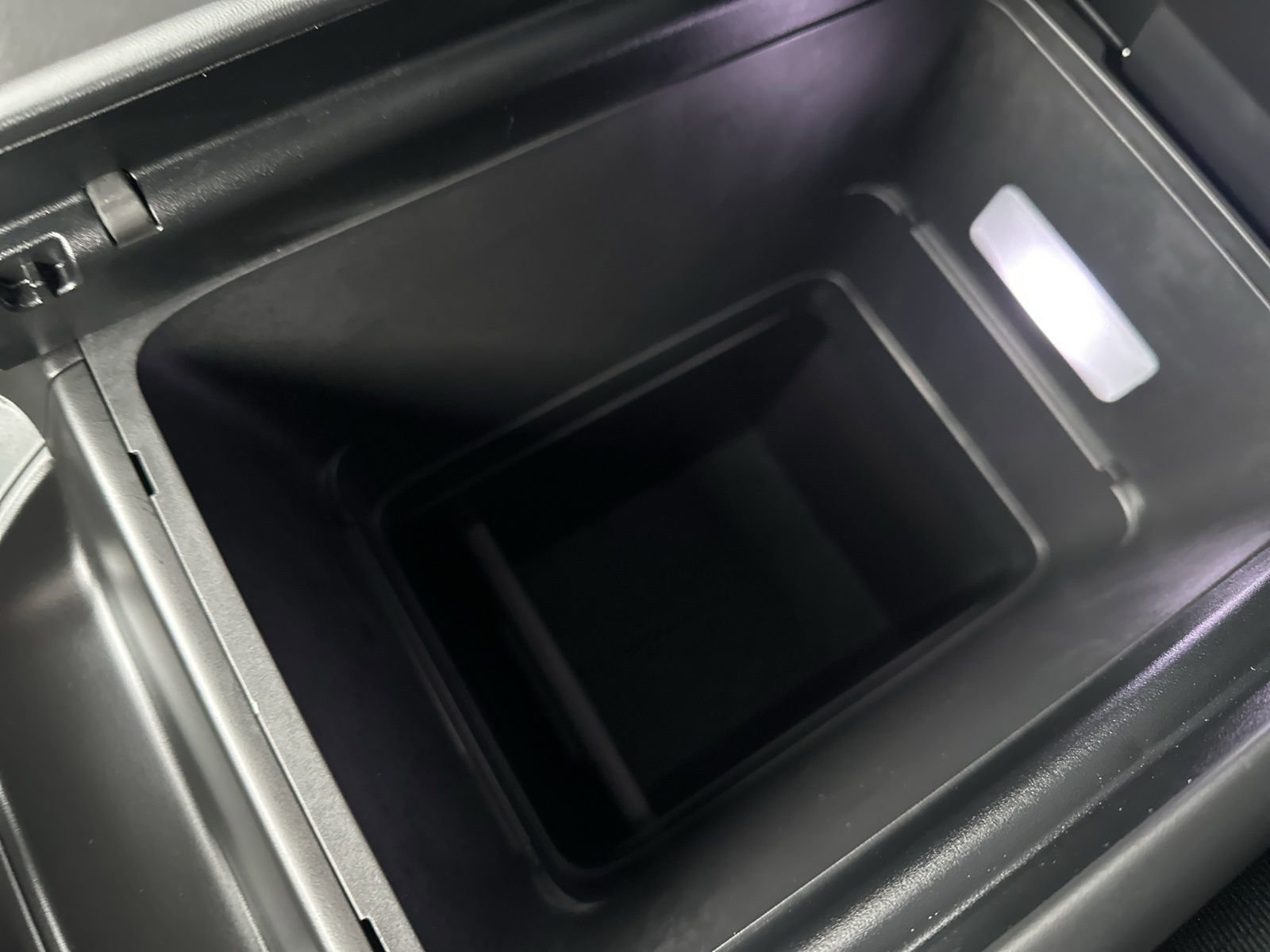 Used 2025 Hyundai Santa Fe SE image 61