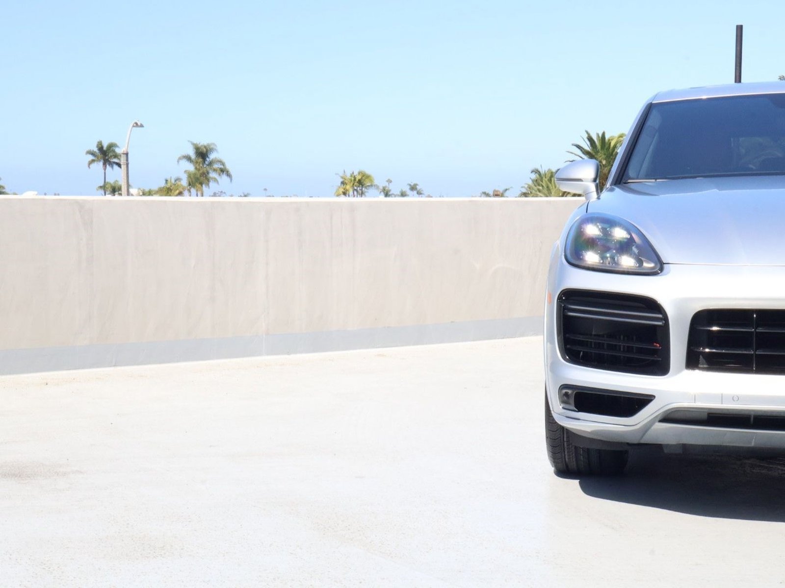 Certified 2023 Porsche Cayenne Turbo AWD/4WD image 12