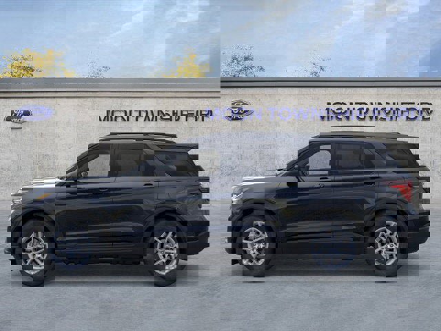 New 2026 Ford Explorer Active image 3