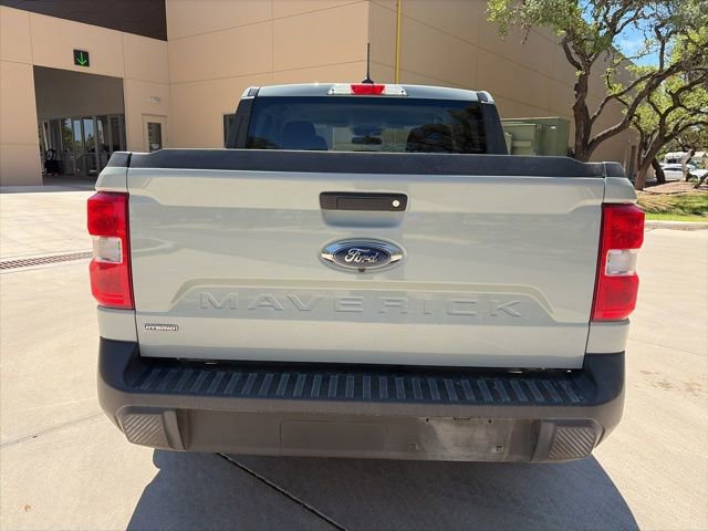 Used 2023 Ford Maverick XL FWD image 3