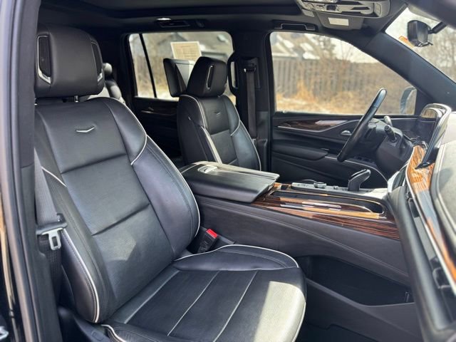 Used 2021 Cadillac Escalade ESV Premium Luxury w/ LPO, Radiant Package image 22