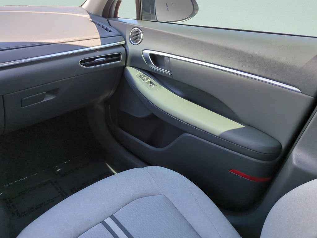 Used 2020 Hyundai Sonata SEL w/ Cargo Package FWD image 15
