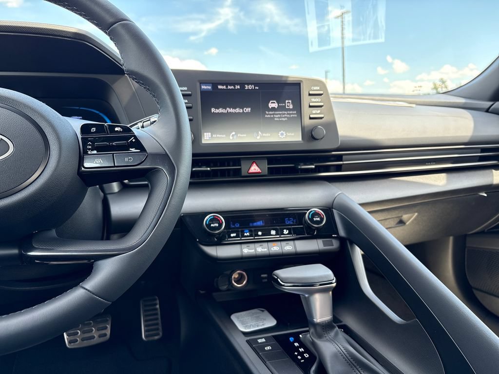 New 2026 Hyundai Elantra Sport FWD image 14