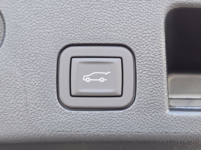 New 2027 GMC Terrain Elevation w/ Elevation Premium Package FWD image 19