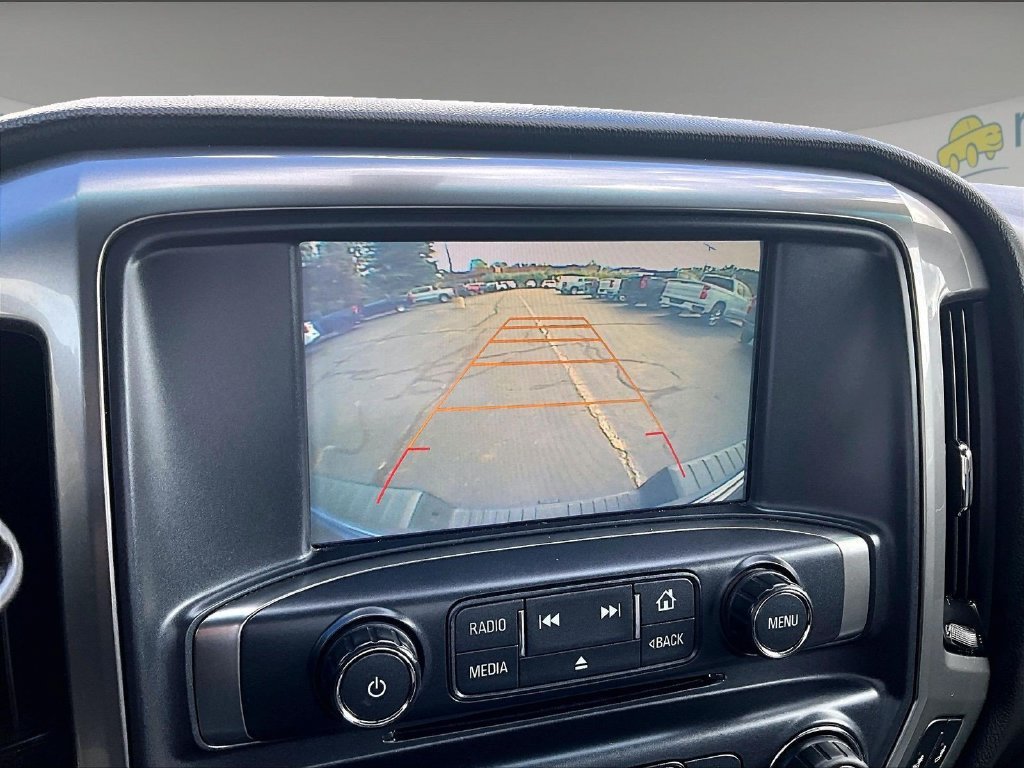 Used 2017 Chevrolet Silverado 1500 LT w/ Midnight Edition AWD/4WD image 18