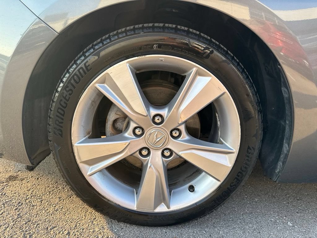 Used 2013 Acura ILX w/ Technology Package FWD image 28