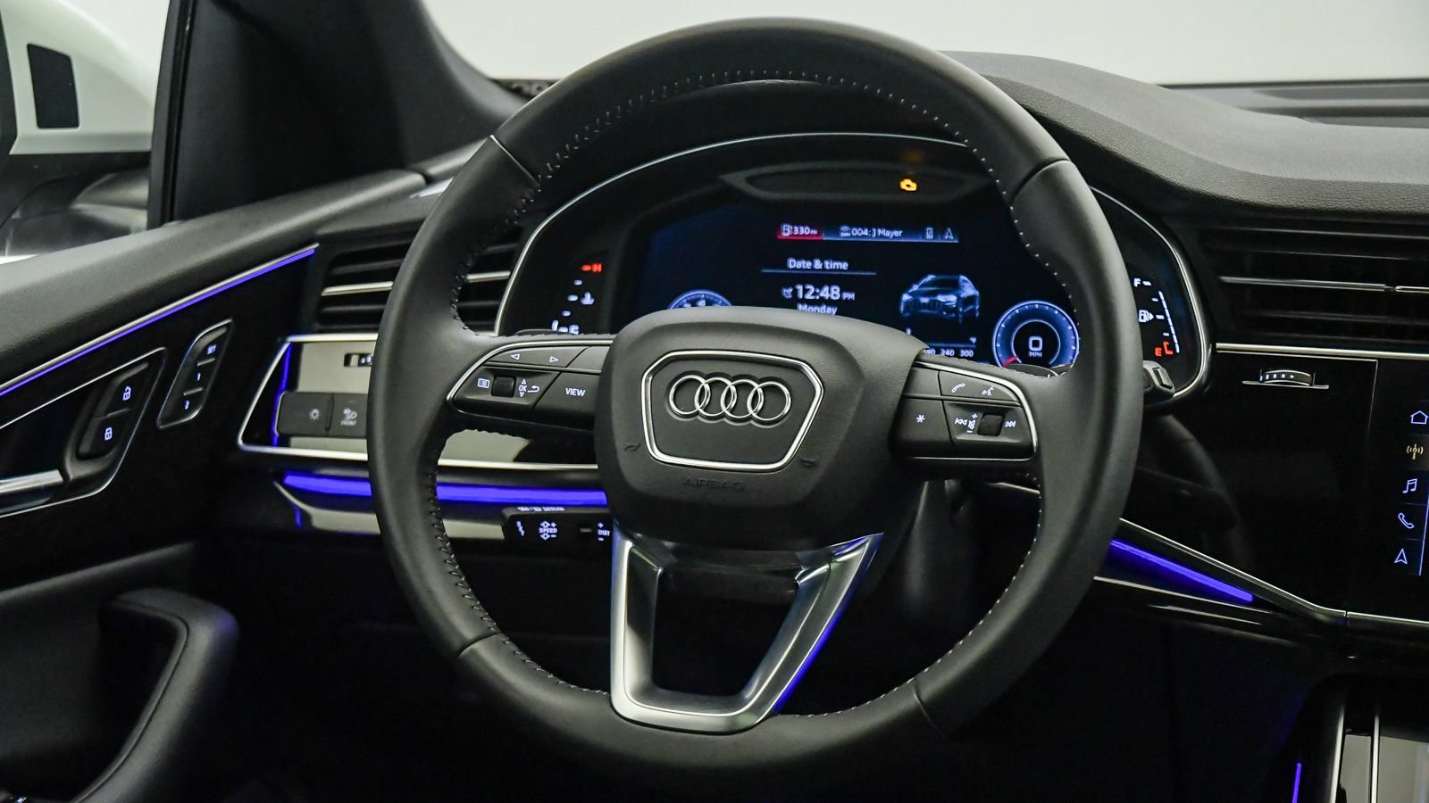 Used 2019 Audi Q8 Premium Plus AWD/4WD image 16