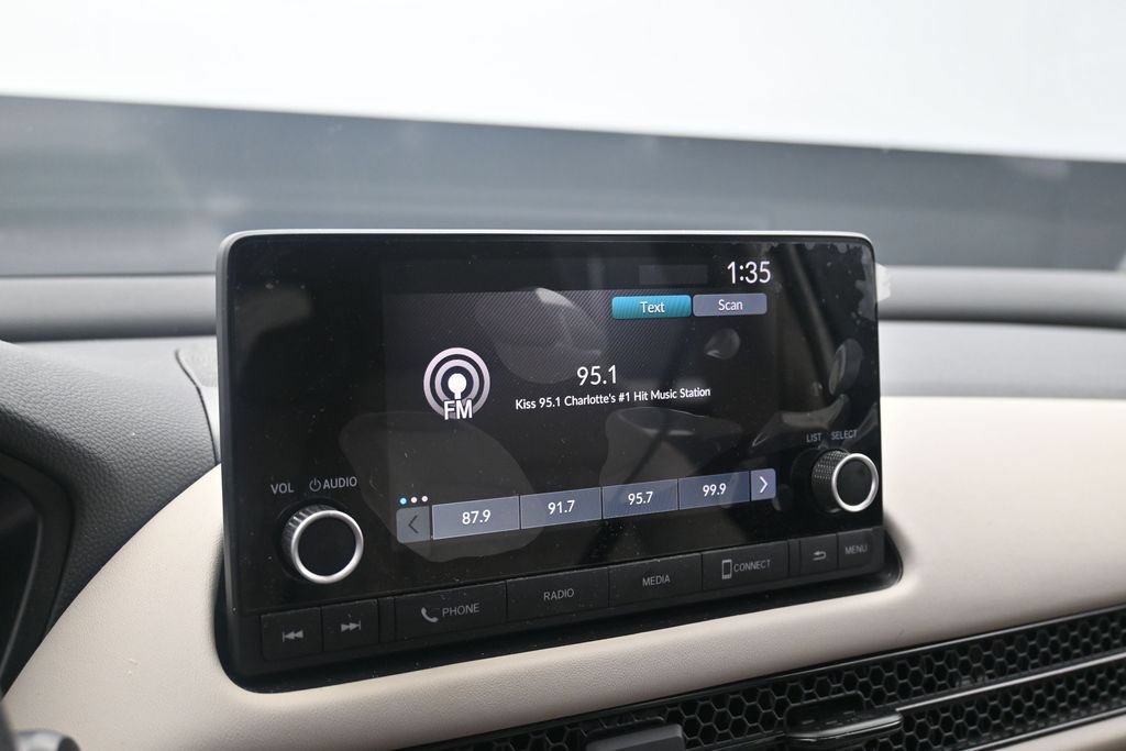 Used 2024 Honda HR-V LX image 26