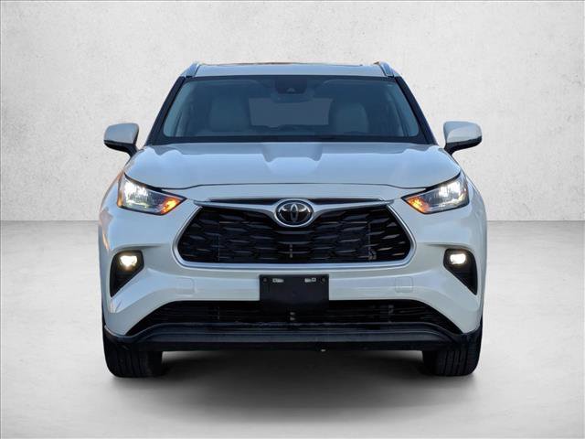 Used 2020 Toyota Highlander XLE video 2