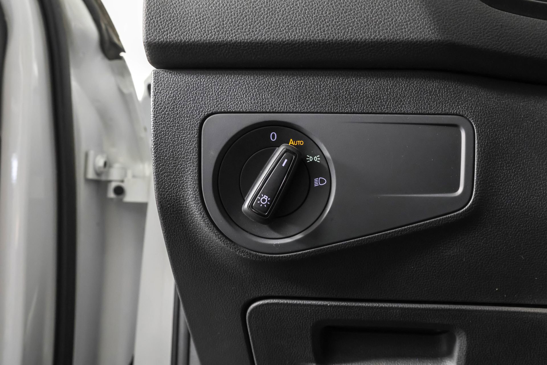 Used 2019 Volkswagen Tiguan S w/ Driver Assistance Package image 23