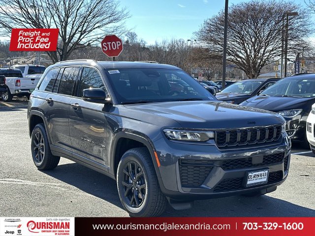 New 2026 Jeep Grand Cherokee Altitude AWD/4WD image 1