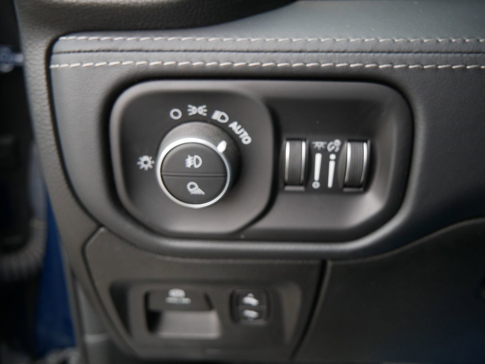 Used 2021 RAM 1500 Limited AWD/4WD image 27