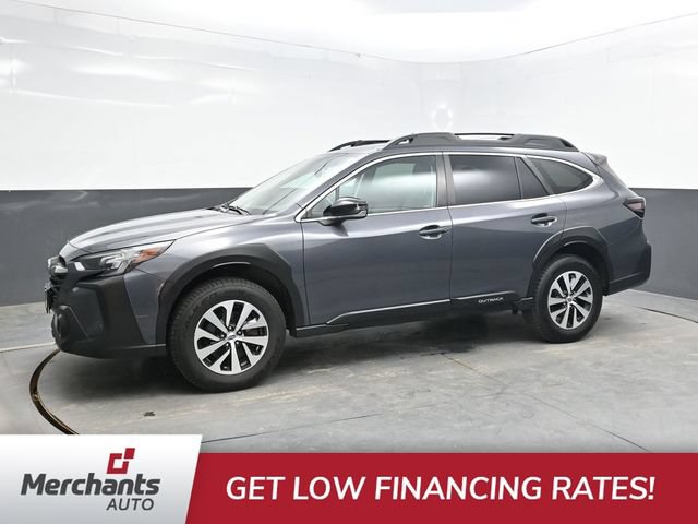 Used 2023 Subaru Outback Premium AWD/4WD image 3