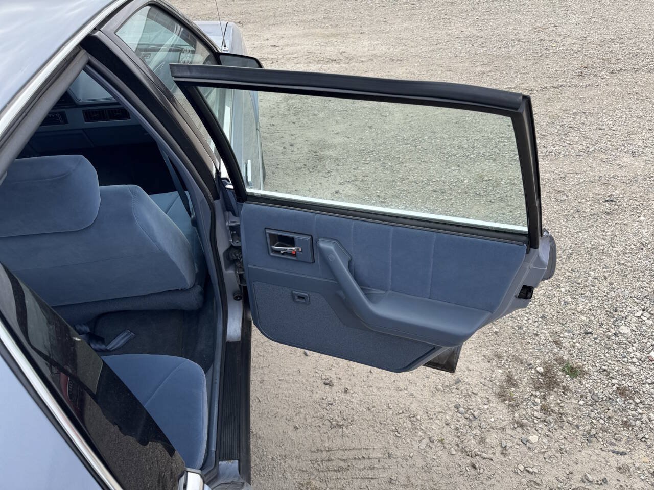 Used 1996 Oldsmobile Cutlass Ciera SL FWD image 26
