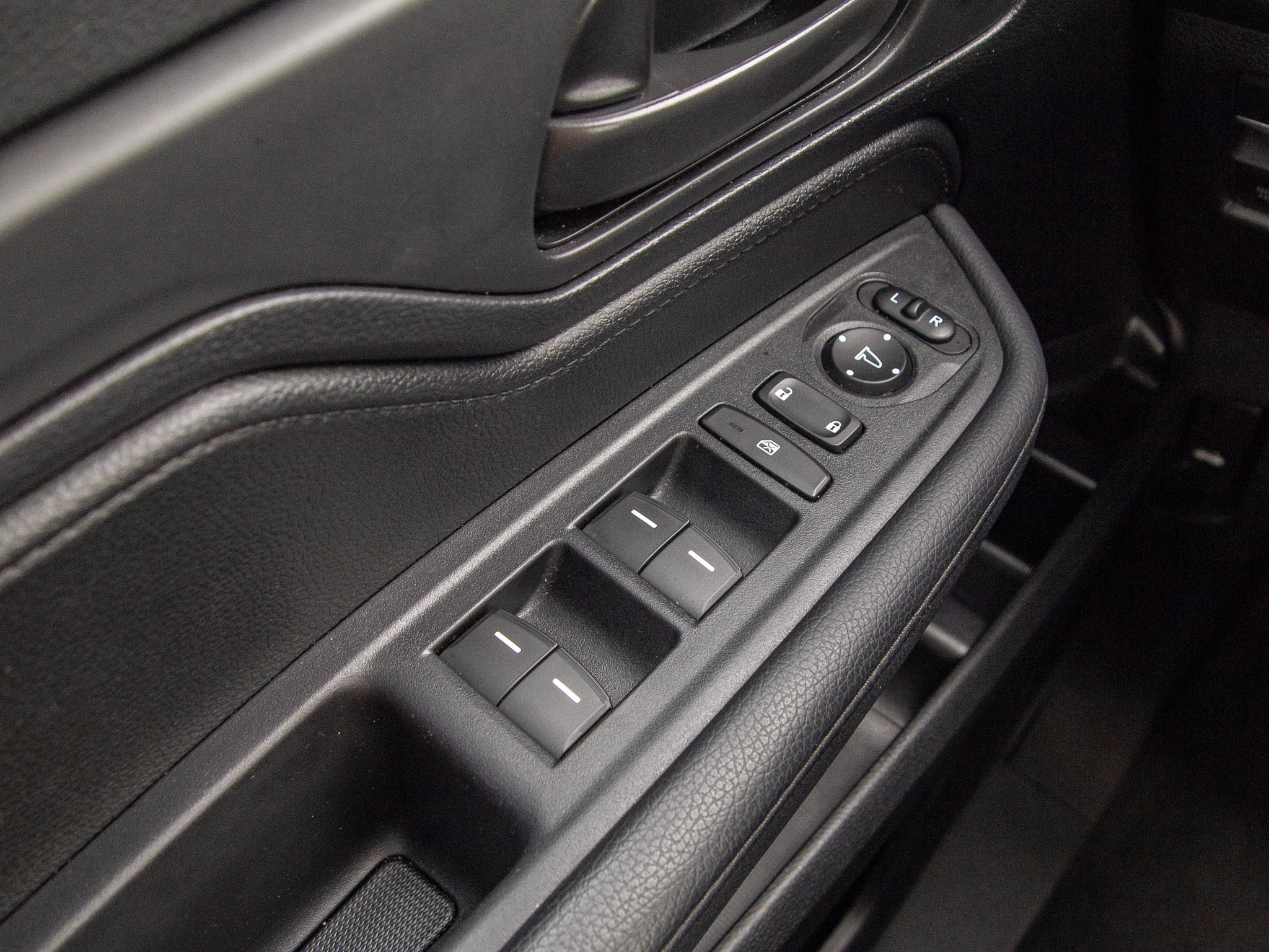 Used 2025 Honda Odyssey Sport-L image 12