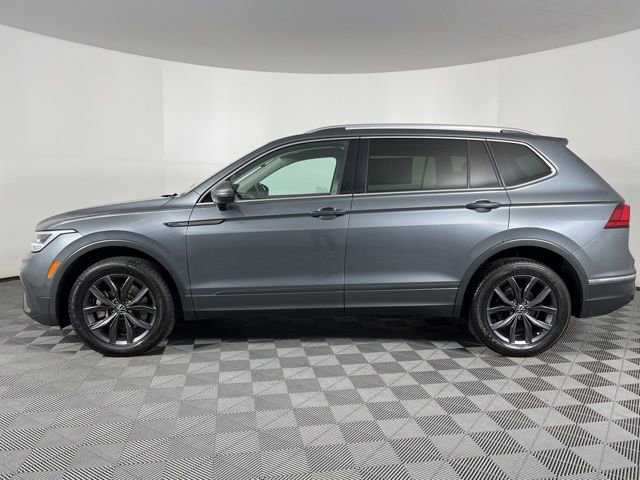 Used 2023 Volkswagen Tiguan SE image 6