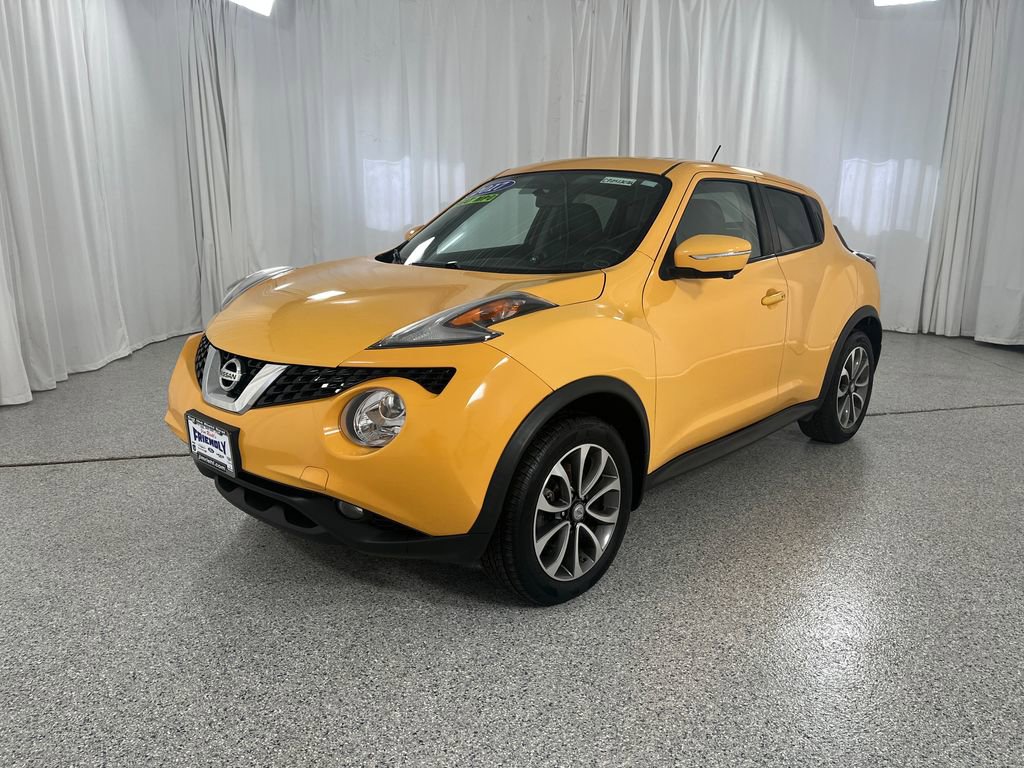 Used 2017 Nissan Juke SL image 1