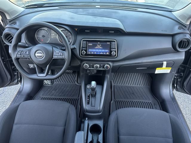 New 2025 Nissan Kicks Play S FWD image 9
