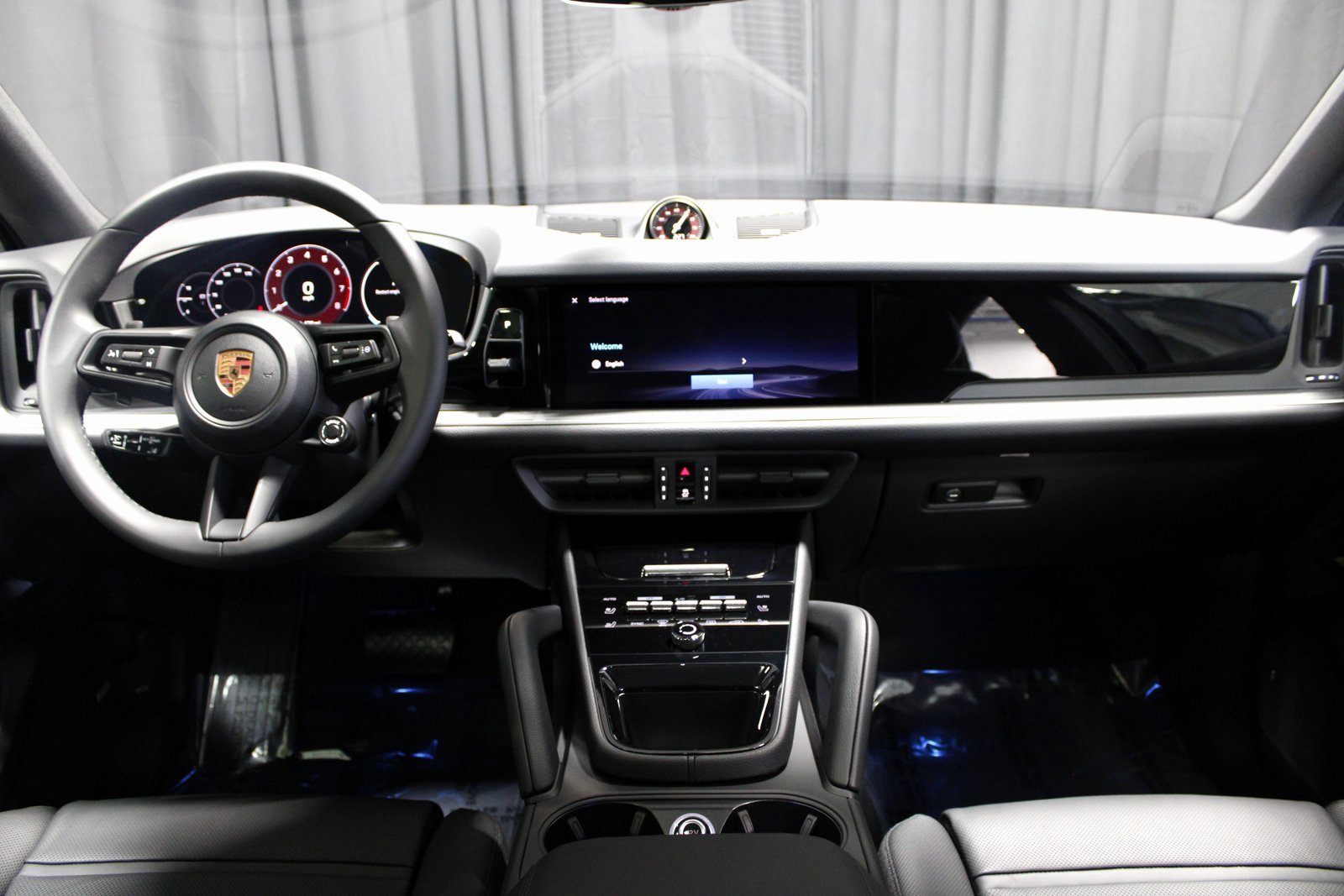 New 2026 Porsche Cayenne Coupe image 24