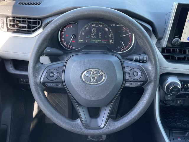 Used 2025 Toyota RAV4 XLE FWD image 12