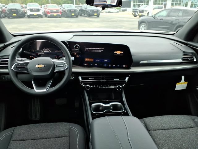 New 2027 Chevrolet Traverse LT FWD image 9