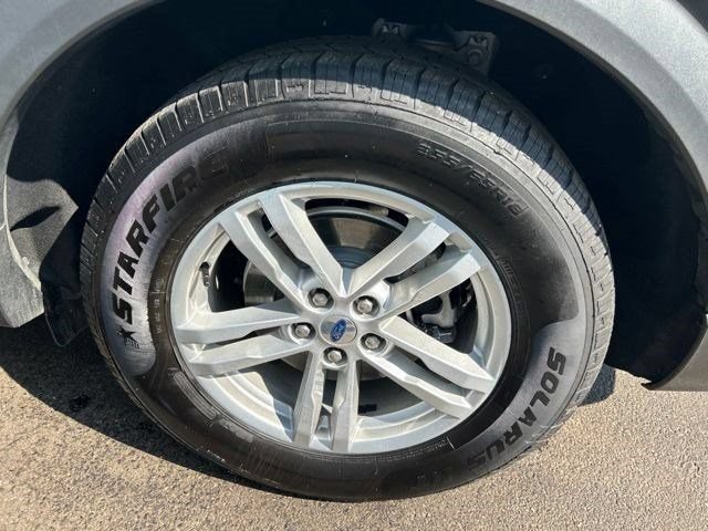 Used 2022 Ford Explorer XLT RWD image 53