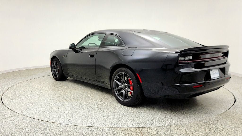 Used 2024 Dodge Charger Daytona Scat Pack w/ Plus Group AWD/4WD image 7